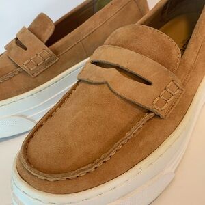 J/Slides NYC Faux Suede Loafer Rubber Platform Shoes Women's 8 1/2 Golden Khaki